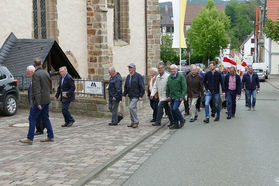 Bittprozession an Christi Himmelfahrt (Foto: Karl-Franz Thiede)